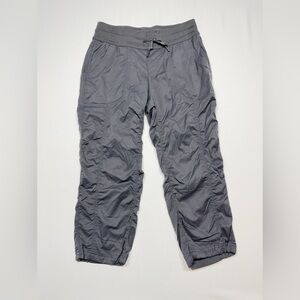 Sku#216 The North Face Women’s Gray Hiking Pants Size Small Elastic Waist